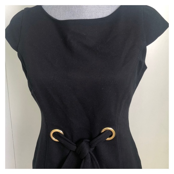 JUST .... TAYLOR BLACK DRESS - Picture 4 of 6